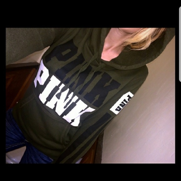 EUC, vs pink perfect pullover - Picture 1 of 3